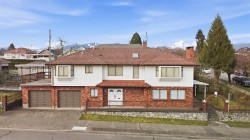 2693 Georgia Street E Vancouver, BC V5K 3J9