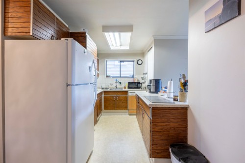 826 13Th Avenue E, Vancouver, BC 