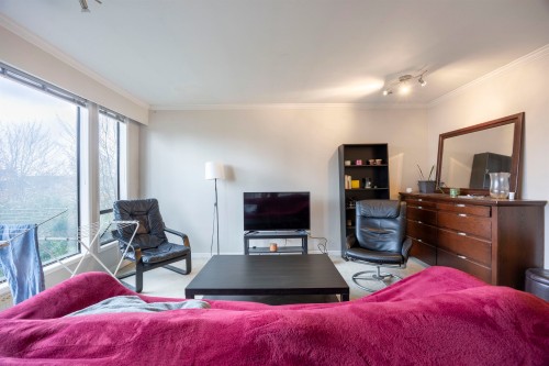 826 13Th Avenue E, Vancouver, BC 