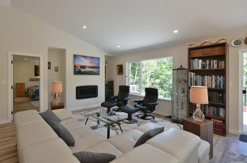 7808 Eagle Drive, Halfmoon Bay, BC 