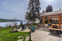 7616 Eureka Avenue Halfmoon Bay, BC V7Z 1A1