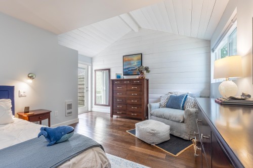 7616 Eureka Avenue, Halfmoon Bay, BC 