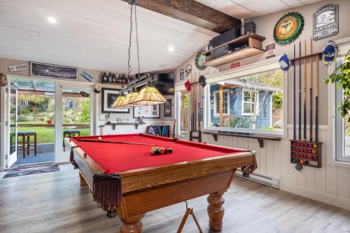 7616 Eureka Avenue, Halfmoon Bay, BC 
