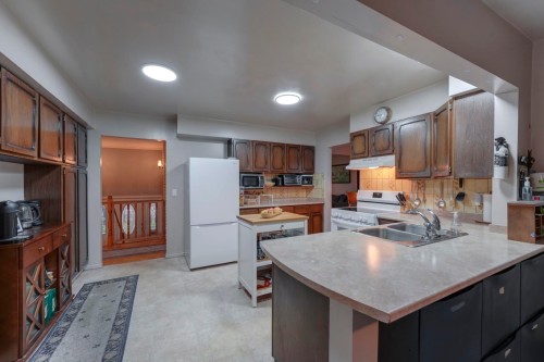 733 Shaw Avenue, Coquitlam, BC 