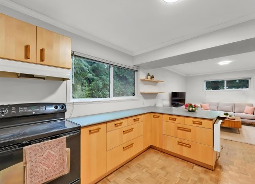 733 Shaw Avenue, Coquitlam, BC 