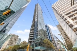 3302-1111 Alberni Street  Vancouver, BC V6E 4V2