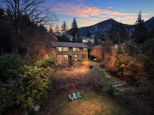 38273 View Place  Squamish, BC V8B 1T0