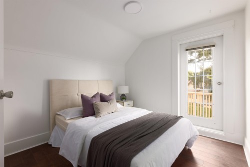 925 19Th Avenue E, Vancouver, BC 