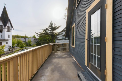 925 19Th Avenue E, Vancouver, BC 