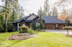 27552 128 Avenue Maple Ridge, BC V2W 1N5