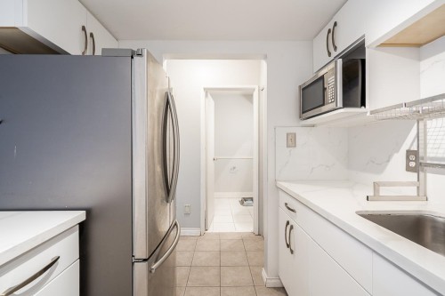 8-7375 Montecito Drive, Burnaby, BC 