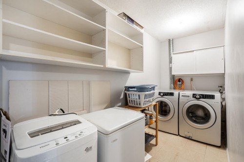 8-7375 Montecito Drive, Burnaby, BC 