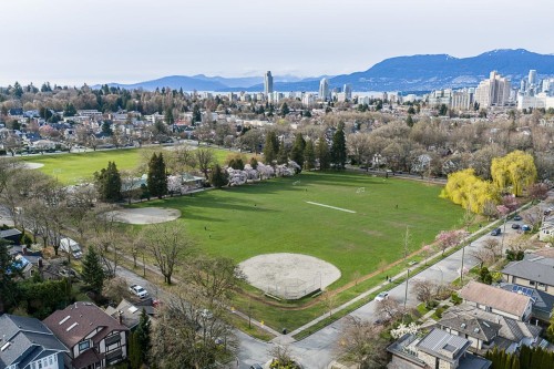 3832 Heather Street, Vancouver, BC 