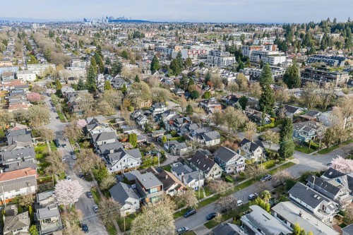 3832 Heather Street, Vancouver, BC 