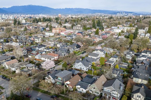 3832 Heather Street, Vancouver, BC 