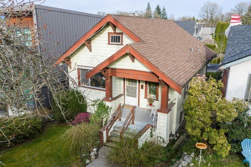 3832 Heather Street, Vancouver, BC 