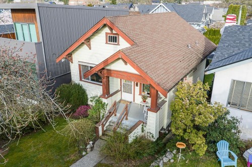 3832 Heather Street, Vancouver, BC 