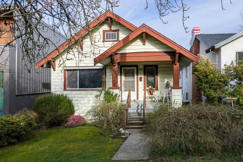 3832 Heather Street, Vancouver, BC 