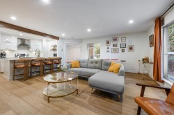 208-2733 Atlin Place  Coquitlam, BC V3C 5B1