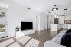 121-9500 Tomicki Avenue  Richmond, BC V6X 0R9