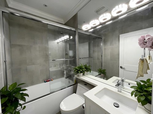 9131 Steveston Highway, Richmond, BC 