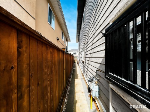 9131 Steveston Highway, Richmond, BC 