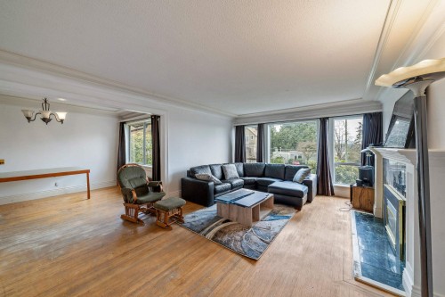 360 Seaforth Crescent, Coquitlam, BC 
