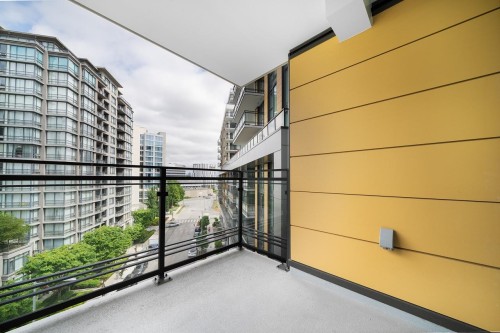 806-3280 Corvette Way, Richmond, BC 