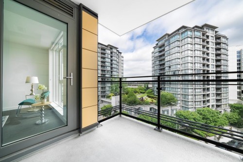 806-3280 Corvette Way, Richmond, BC 