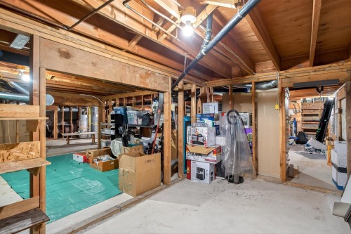 2572 Fuchsia Place, Coquitlam, BC 