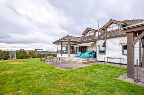 2572 Fuchsia Place, Coquitlam, BC 