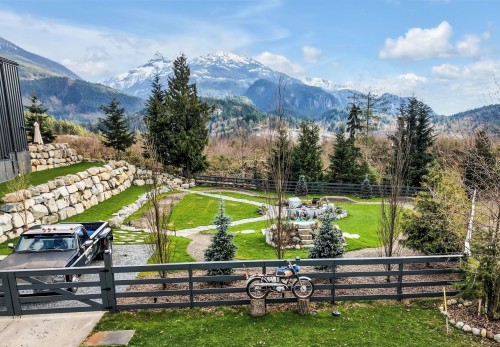 2934 Huckleberry Drive, Squamish, BC 