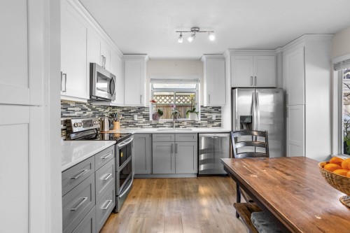 2983 Walton Avenue, Coquitlam, BC 