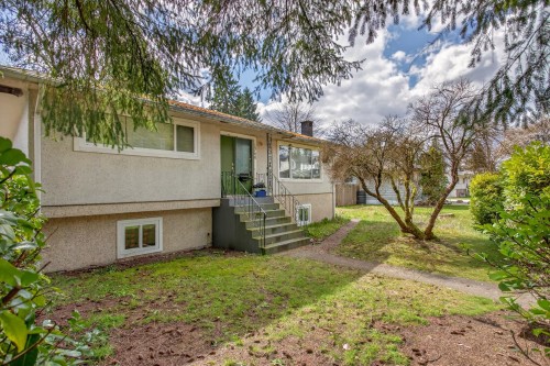 1760 Jensen Avenue, Port Coquitlam, BC 