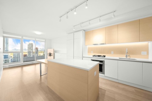 3401-657 Whiting Way  Coquitlam, BC V3J 0J6