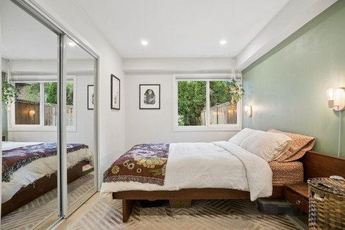 101-1099 Broadway E, Vancouver, BC 