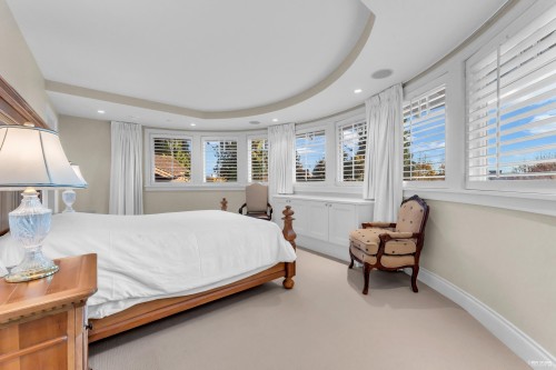 4358 Erwin Drive, West Vancouver, BC 