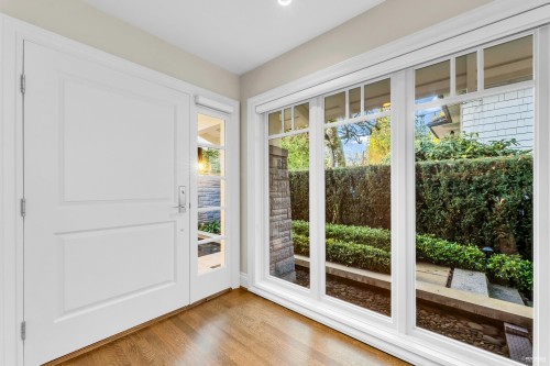 4358 Erwin Drive, West Vancouver, BC 