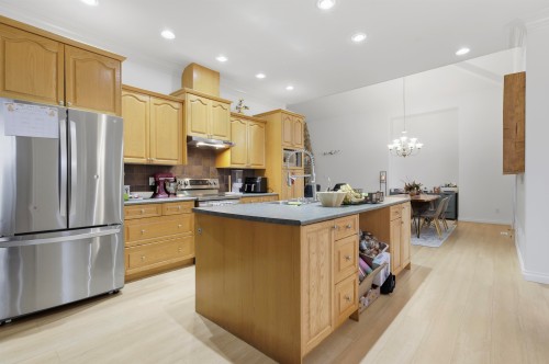 23662 Boulder Place, Maple Ridge, BC 