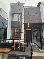 630X Oak Street Vancouver, BC V6M 2W4