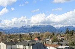 308-4818 Eldorado Mews  Vancouver, BC V5R 0B3