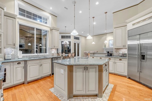 2398 Constantine Place, West Vancouver, BC 