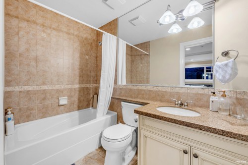 2398 Constantine Place, West Vancouver, BC 