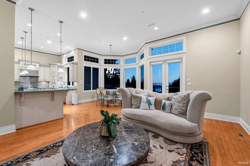 2398 Constantine Place, West Vancouver, BC 