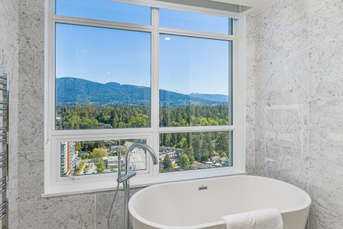 2201-1632 Lions Gate Lane, North Vancouver, BC 
