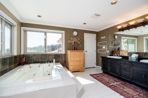 2562 Verbena Place, Coquitlam, BC 