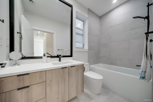2558 William Street, Vancouver, BC 