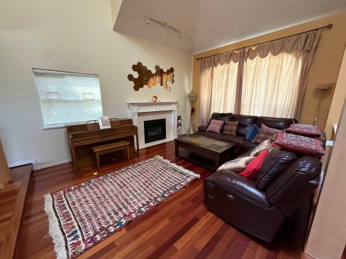 3938 Braemar Place, North Vancouver, BC 