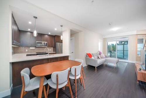 4520-2180 Kelly Avenue  Port Coquitlam, BC V3C 0L1