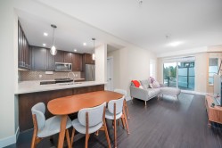 4520-2180 Kelly Avenue Port Coquitlam, BC V3C 0L1